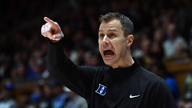 Duke basketball head coach Jon Scheyer